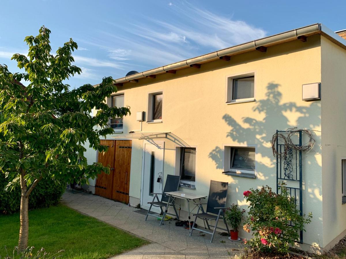 Karowlina Cozy House Berlin 1-4 Person Villa Exterior photo